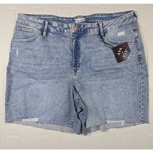 Ava & Viv  Acid Wash Cutoff Shorts Size 22